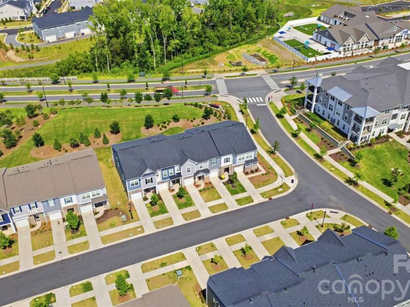 2037 Howell Creek Way, Charlotte, NC 28215.  MLS# CAR4399858, YatesRealty ID 36103. 