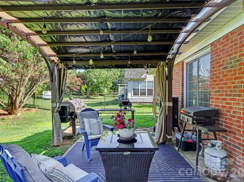 3311 Brookstone Trail, Indian Trail, NC 28079.  MLS# CAR4398733, YatesRealty ID 36104. 