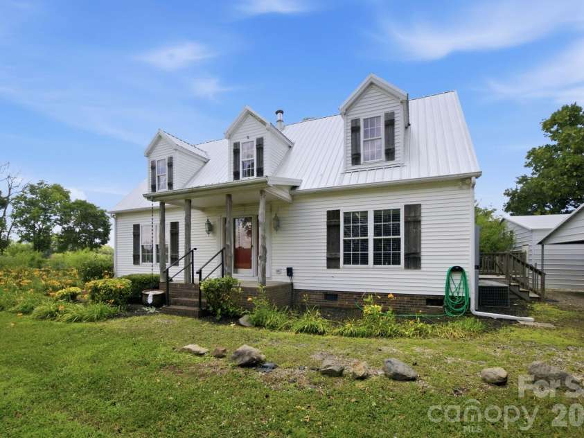 4287 Erby Road, Rock Hill, SC 29730.  MLS# CAR4373903, YatesRealty ID 36106. 