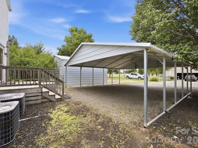 4287 Erby Road, Rock Hill, SC 29730.  MLS# CAR4373903, YatesRealty ID 36106. Back Patio