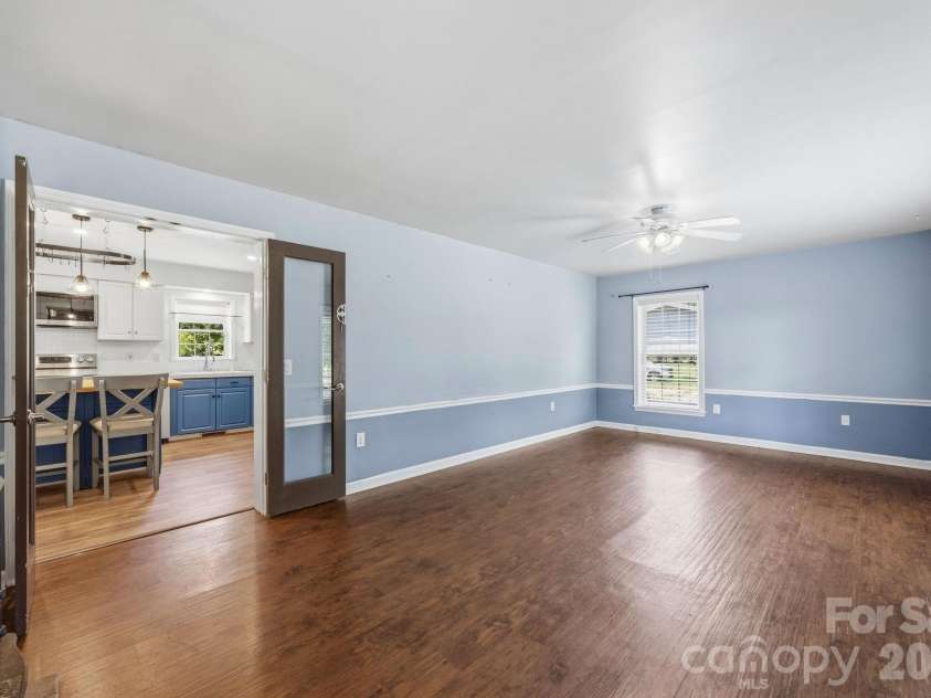 4287 Erby Road, Rock Hill, SC 29730.  MLS# CAR4373903, YatesRealty ID 36106. Living Room