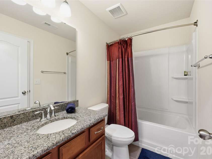 14336 Baytown Court, Huntersville, NC 28078.  MLS# CAR4399744, YatesRealty ID 36107. Full secondary bathroom with updated finishes.