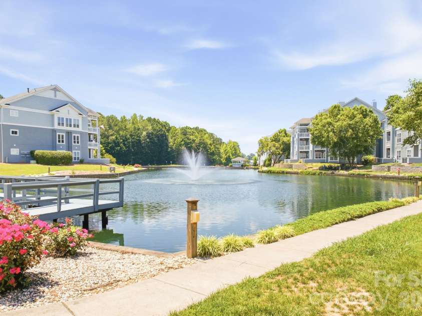 18816 Nautical Drive, Cornelius, NC 28031.  MLS# CAR4392841, YatesRealty ID 36108. 