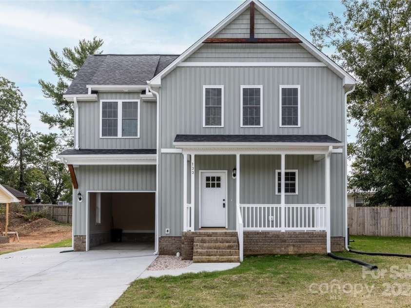 133 Kinney Avenue, Denton, NC 27239.  MLS# CAR4189416, YatesRealty ID 3611. Front of home