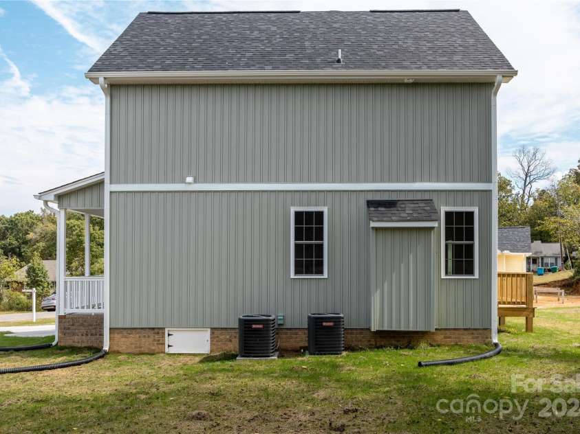 133 Kinney Avenue, Denton, NC 27239.  MLS# CAR4189416, YatesRealty ID 3611. Side with 2 HVAC's