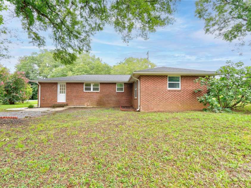 245 College Avenue, Shelby, NC 28152.  MLS# CAR4282988, YatesRealty ID 3611. Back