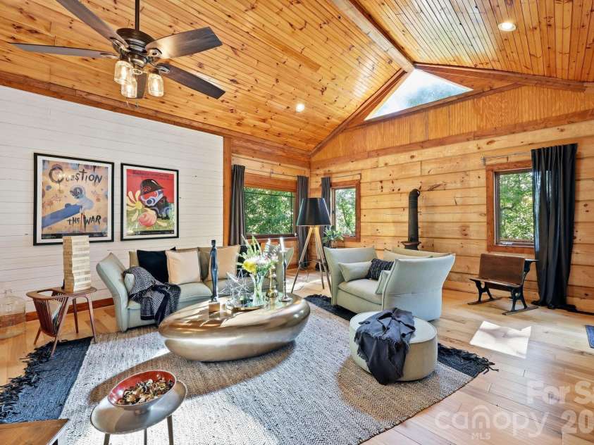 619 Leisure Lane, Burnsville, NC 28714.  MLS# CAR4400620, YatesRealty ID 3611. 