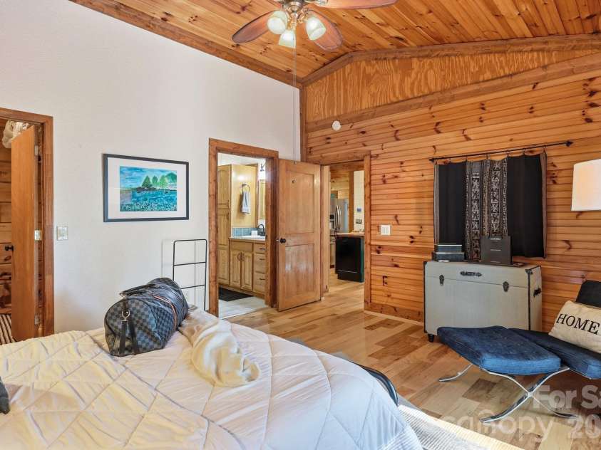 619 Leisure Lane, Burnsville, NC 28714.  MLS# CAR4400620, YatesRealty ID 3611. 