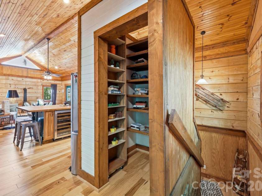 619 Leisure Lane, Burnsville, NC 28714.  MLS# CAR4400620, YatesRealty ID 3611. 