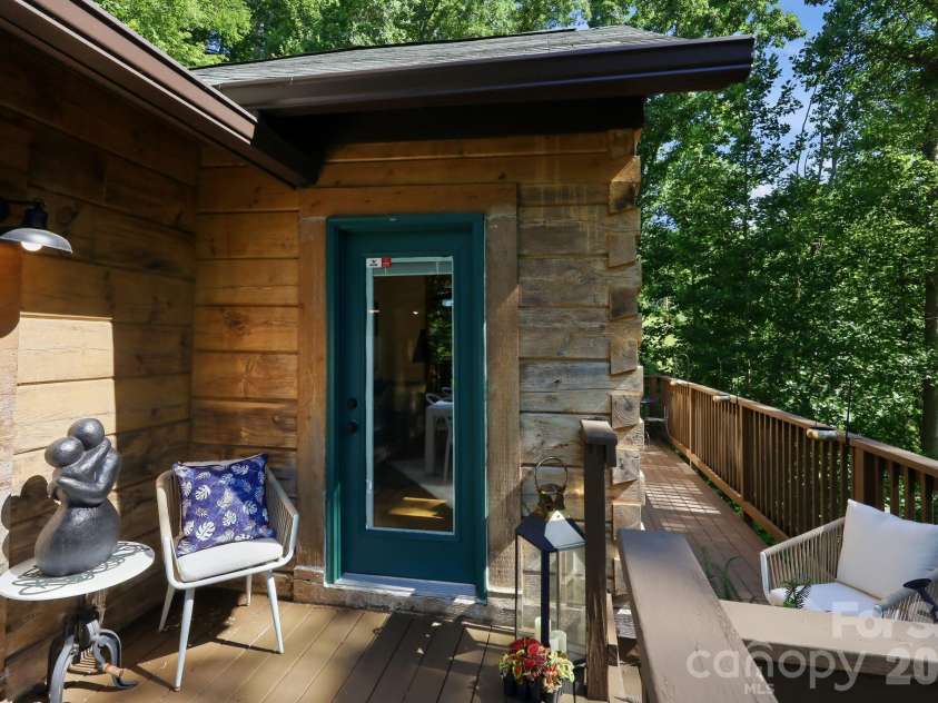 619 Leisure Lane, Burnsville, NC 28714.  MLS# CAR4400620, YatesRealty ID 3611. 
