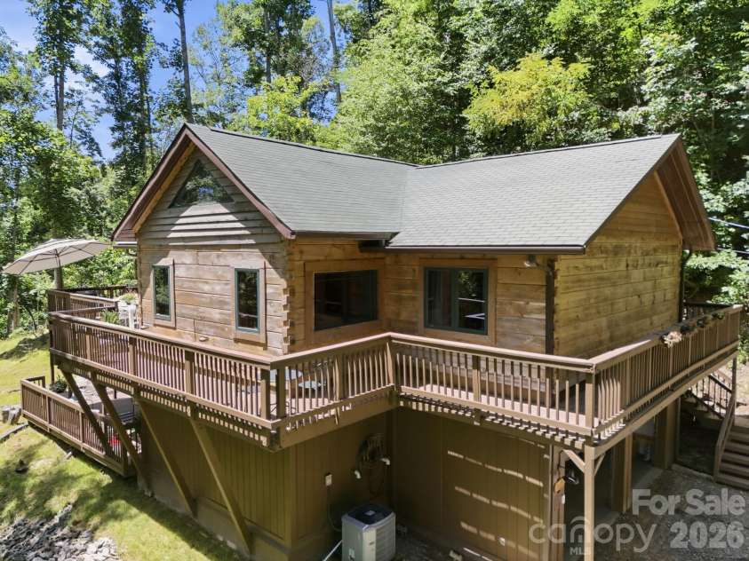 619 Leisure Lane, Burnsville, NC 28714.  MLS# CAR4400620, YatesRealty ID 3611. 