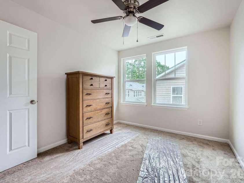 1610 Ct Brooks Circle, Charlotte, NC 28212.  MLS# CAR4401096, YatesRealty ID 36110. 