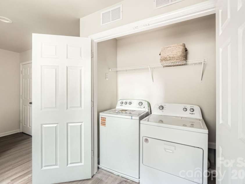 1614 Ct Brooks Circle, Charlotte, NC 28212.  MLS# CAR4401098, YatesRealty ID 36111. Representative Photo