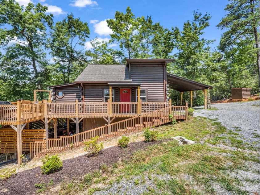 180 Mountain Ridge Drive, Lake Lure, NC 28746.  MLS# CAR4399742, YatesRealty ID 36112. 