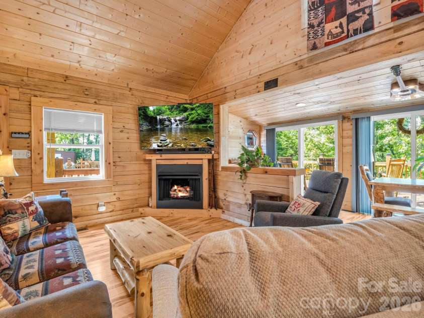 180 Mountain Ridge Drive, Lake Lure, NC 28746.  MLS# CAR4399742, YatesRealty ID 36112. 