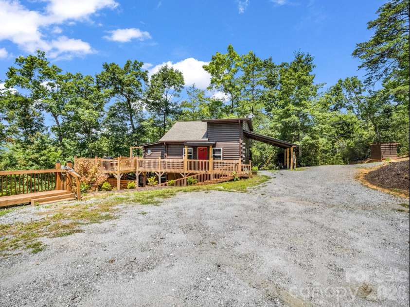 180 Mountain Ridge Drive, Lake Lure, NC 28746.  MLS# CAR4399742, YatesRealty ID 36112. 