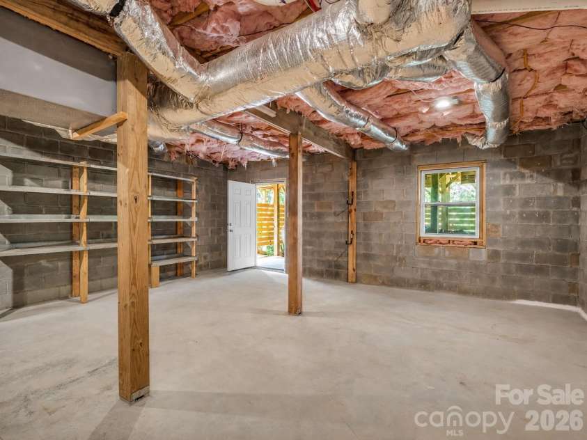 180 Mountain Ridge Drive, Lake Lure, NC 28746.  MLS# CAR4399742, YatesRealty ID 36112. 