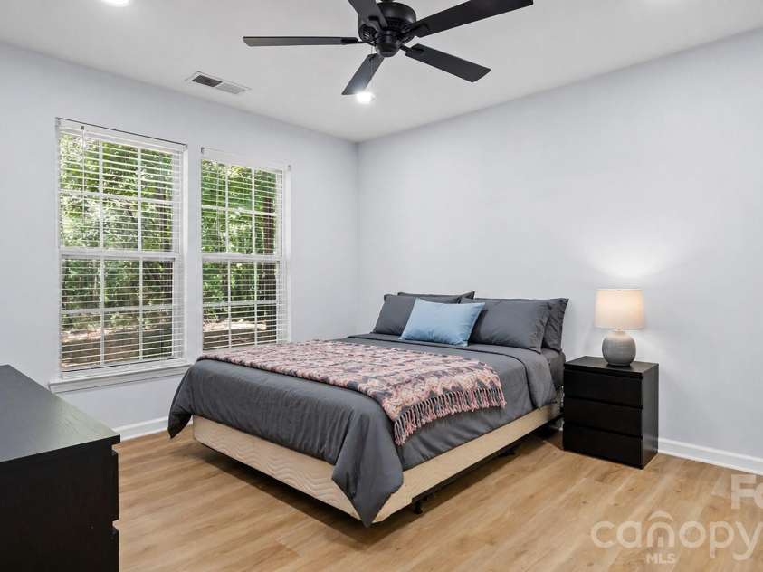 5050 Gibbons Link Road, Charlotte, NC 28269.  MLS# CAR4395941, YatesRealty ID 36113. Primary Bedroom