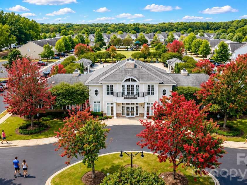 4752 Mount Royal Lane, Charlotte, NC 28210.  MLS# CAR4400092, YatesRealty ID 36117. 