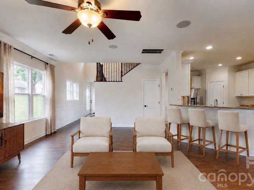 4752 Mount Royal Lane, Charlotte, NC 28210.  MLS# CAR4400092, YatesRealty ID 36117. Virtual staging