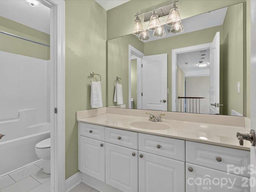 7102 Edenderry Drive, Charlotte, NC 28270.  MLS# CAR4402516, YatesRealty ID 36118. 