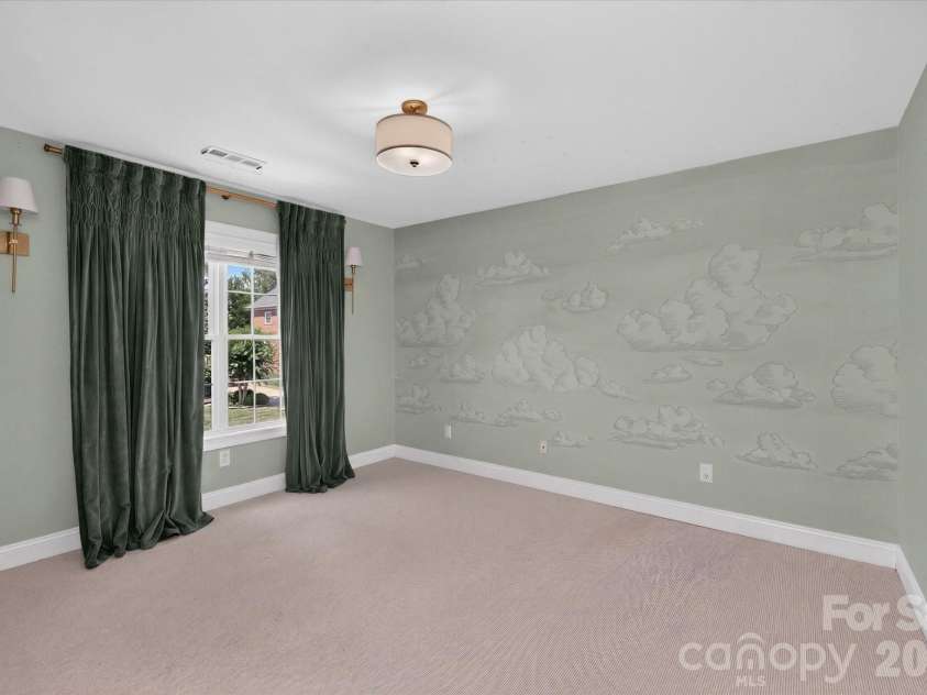 7102 Edenderry Drive, Charlotte, NC 28270.  MLS# CAR4402516, YatesRealty ID 36118. 