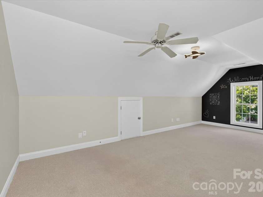 7102 Edenderry Drive, Charlotte, NC 28270.  MLS# CAR4402516, YatesRealty ID 36118. 