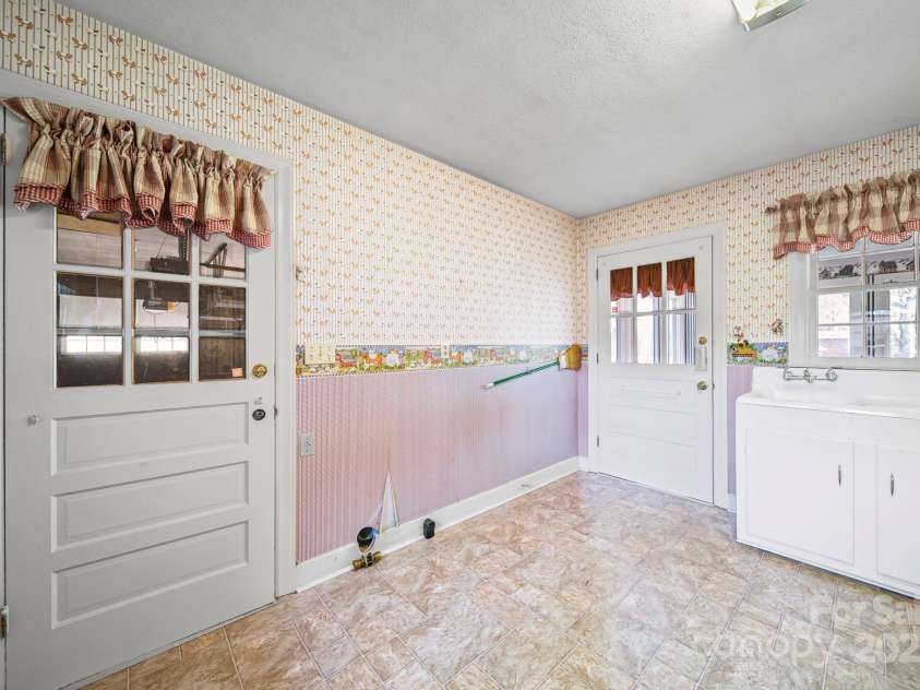 1223 Walker Road, Mount Pleasant, NC 28124.  MLS# CAR4327651, YatesRealty ID 3612. 