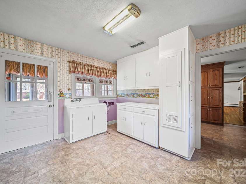 1223 Walker Road, Mount Pleasant, NC 28124.  MLS# CAR4327651, YatesRealty ID 3612. 