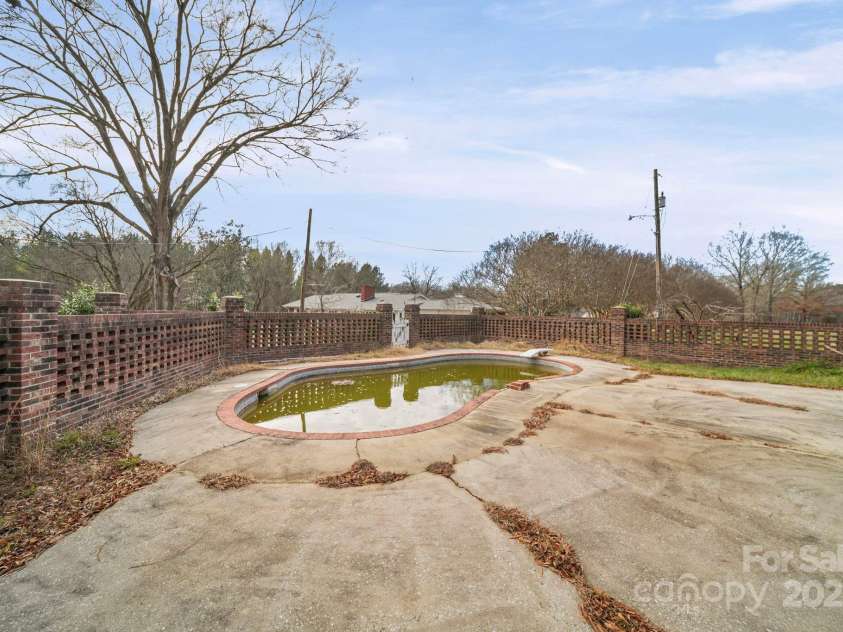 1223 Walker Road, Mount Pleasant, NC 28124.  MLS# CAR4327651, YatesRealty ID 3612. 