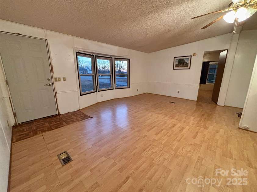 298 W B PHILBECK Road, Bostic, NC 28018.  MLS# CAR4209974, YatesRealty ID 3612. 