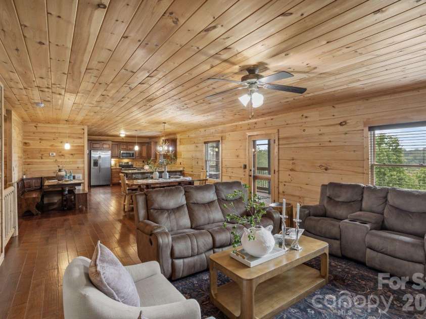 1732 Waters Edge Drive, Granite Falls, NC 28630.  MLS# CAR4387285, YatesRealty ID 36120. 