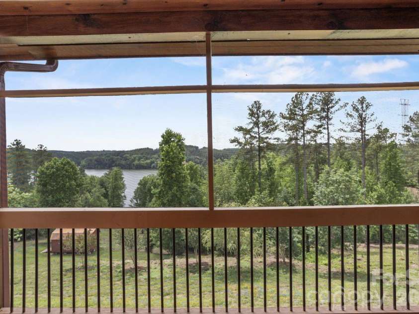 1732 Waters Edge Drive, Granite Falls, NC 28630.  MLS# CAR4387285, YatesRealty ID 36120. 