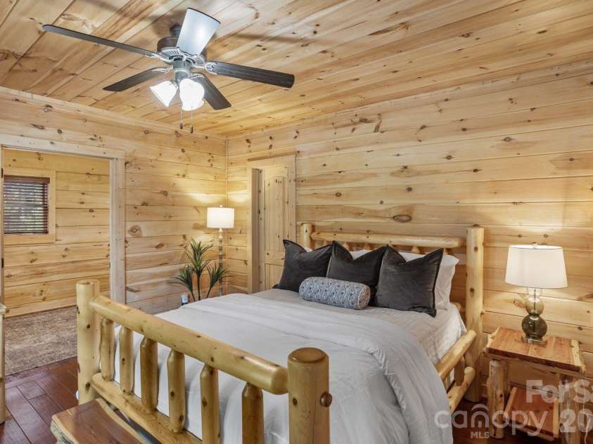 1732 Waters Edge Drive, Granite Falls, NC 28630.  MLS# CAR4387285, YatesRealty ID 36120. 