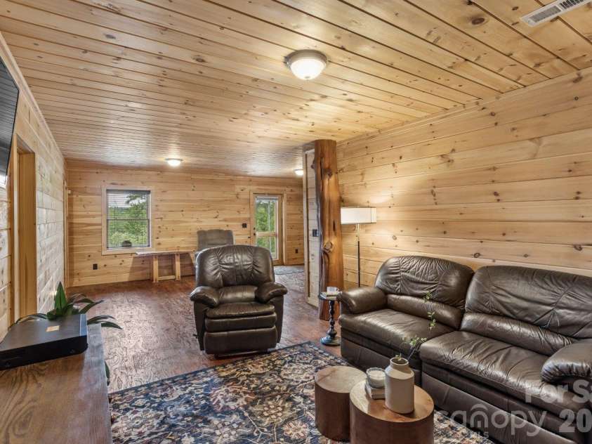 1732 Waters Edge Drive, Granite Falls, NC 28630.  MLS# CAR4387285, YatesRealty ID 36120. 