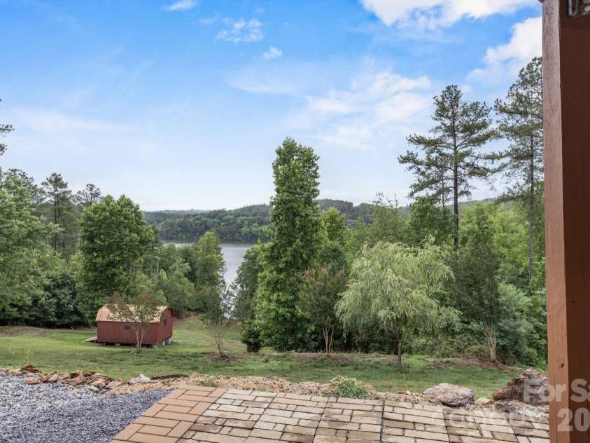 1732 Waters Edge Drive, Granite Falls, NC 28630.  MLS# CAR4387285, YatesRealty ID 36120. 