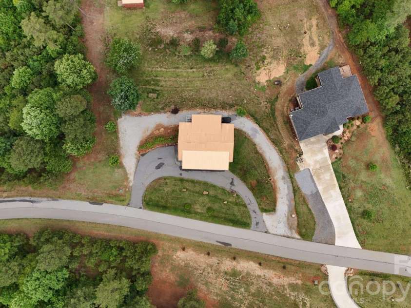 1732 Waters Edge Drive, Granite Falls, NC 28630.  MLS# CAR4387285, YatesRealty ID 36120. 