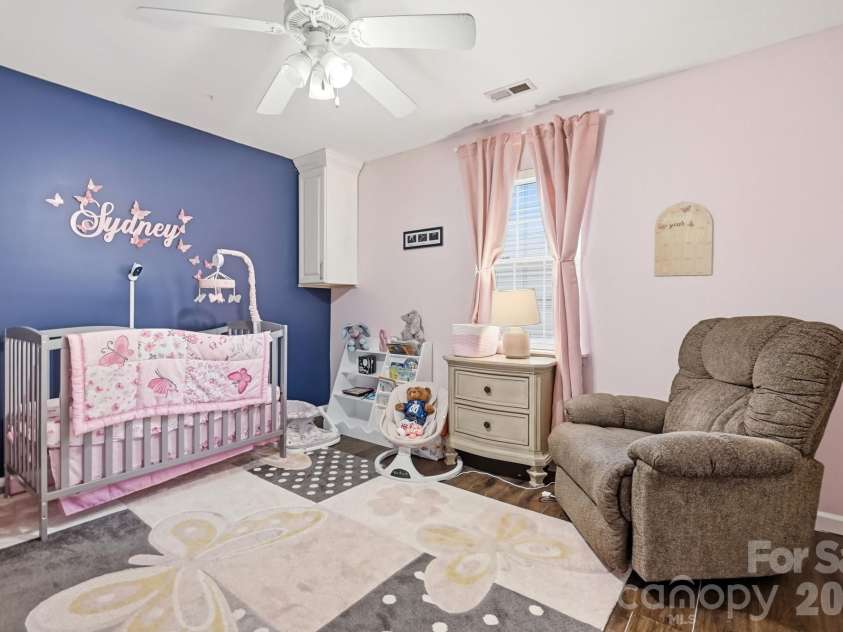 4008 Brandie Glen Road, Charlotte, NC 28269.  MLS# CAR4396112, YatesRealty ID 36122. 