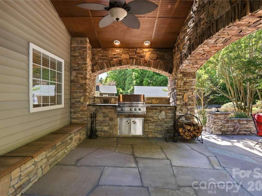 5009 Magna Lane, Indian Trail, NC 28079.  MLS# CAR4373848, YatesRealty ID 36125. 