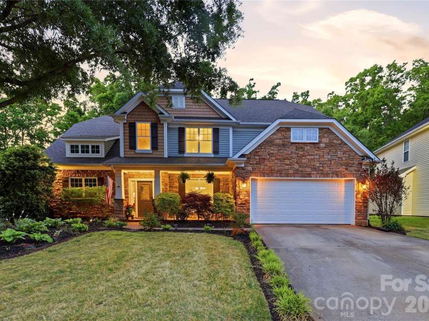 5009 Magna Lane, Indian Trail, NC 28079.  MLS# CAR4373848, YatesRealty ID 36125. 