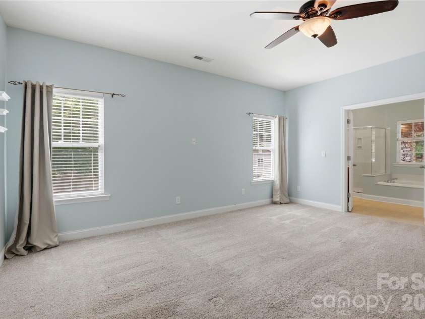 5009 Magna Lane, Indian Trail, NC 28079.  MLS# CAR4373848, YatesRealty ID 36125. 