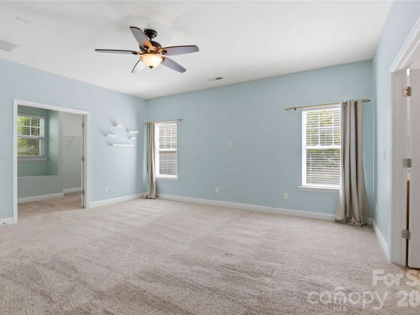 5009 Magna Lane, Indian Trail, NC 28079.  MLS# CAR4373848, YatesRealty ID 36125. 