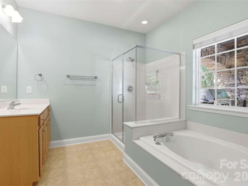 5009 Magna Lane, Indian Trail, NC 28079.  MLS# CAR4373848, YatesRealty ID 36125. 