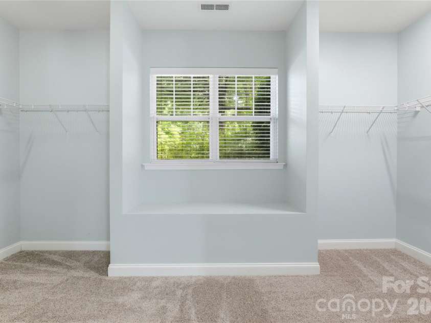5009 Magna Lane, Indian Trail, NC 28079.  MLS# CAR4373848, YatesRealty ID 36125. 