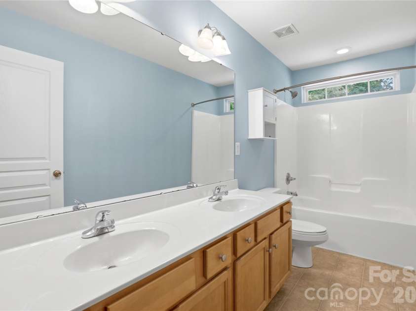 5009 Magna Lane, Indian Trail, NC 28079.  MLS# CAR4373848, YatesRealty ID 36125. 