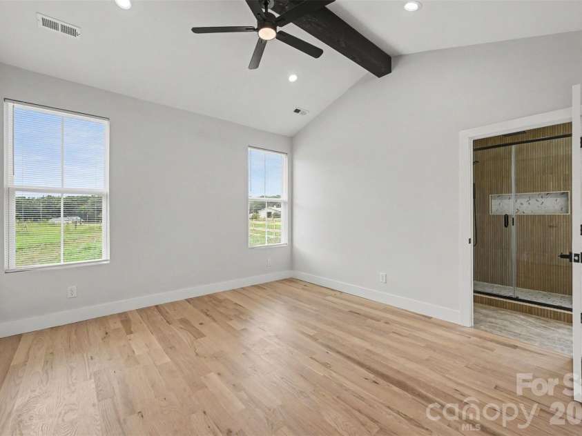 439 Hambright Road, Blacksburg, SC 29702.  MLS# CAR4400562, YatesRealty ID 36127. 