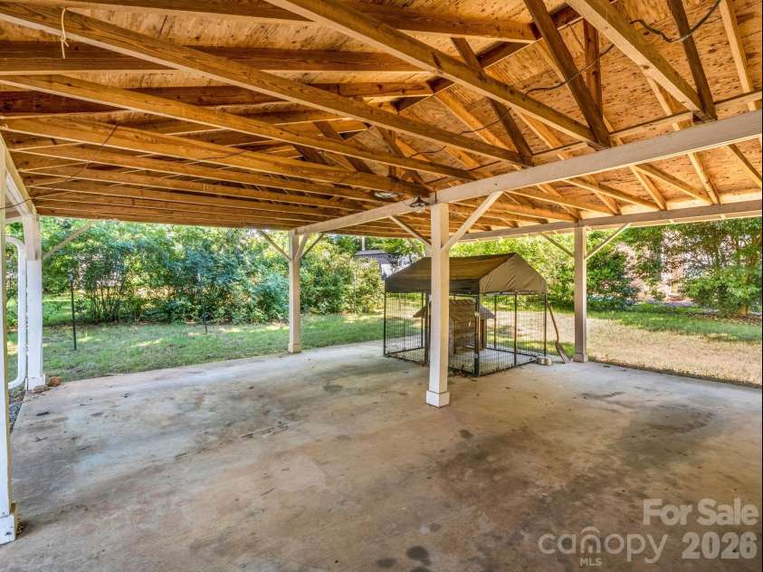 319 Arlington Street, Forest City, NC 28048.  MLS# CAR4402912, YatesRealty ID 36128. 