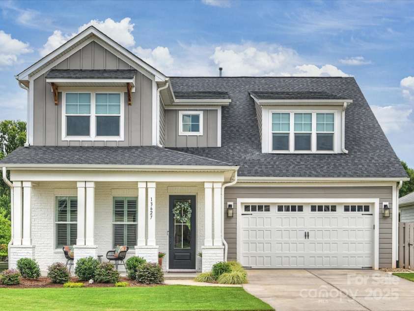 13627 Tranquil Day Drive, Matthews, NC 28105.  MLS# CAR4285895, YatesRealty ID 3613. Front Exterior