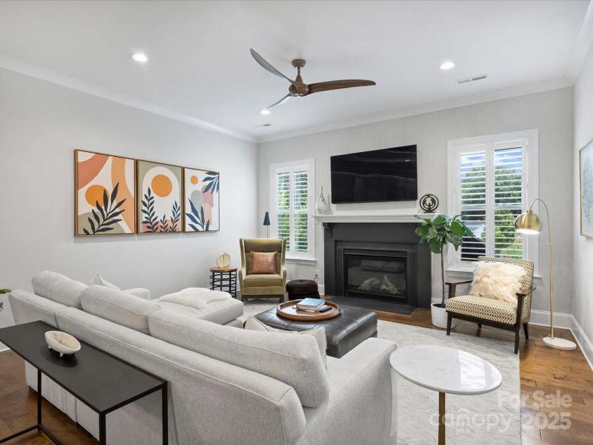 13627 Tranquil Day Drive, Matthews, NC 28105.  MLS# CAR4285895, YatesRealty ID 3613. Living Room