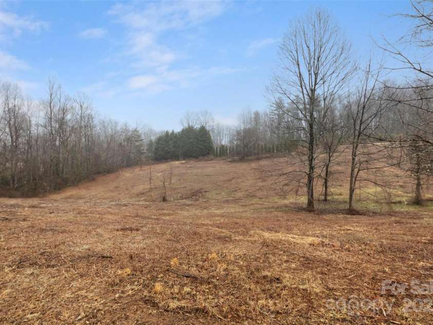 255 & 257 Crescent Street, Saluda, NC 28773.  MLS# CAR4218749, YatesRealty ID 3613. 